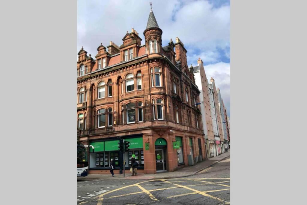 Spacious City Centre Apartment Full Of Character Inverness Exterior photo